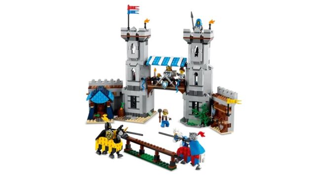 LEGO 31168 Creator Middeleeuws Kasteel met Ridders te Paard - Afbeelding 4