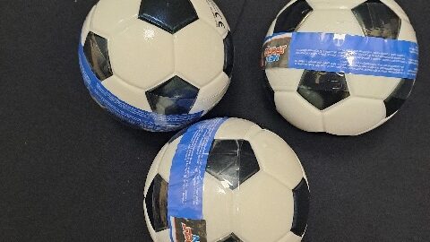 New Sport Voetbal (Zacht) 12cm Zwart wit