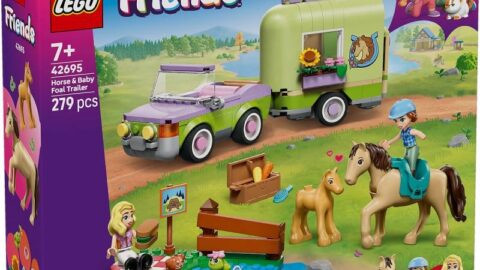 LEGO 42695 Friends Trailer met Paard en Veulen